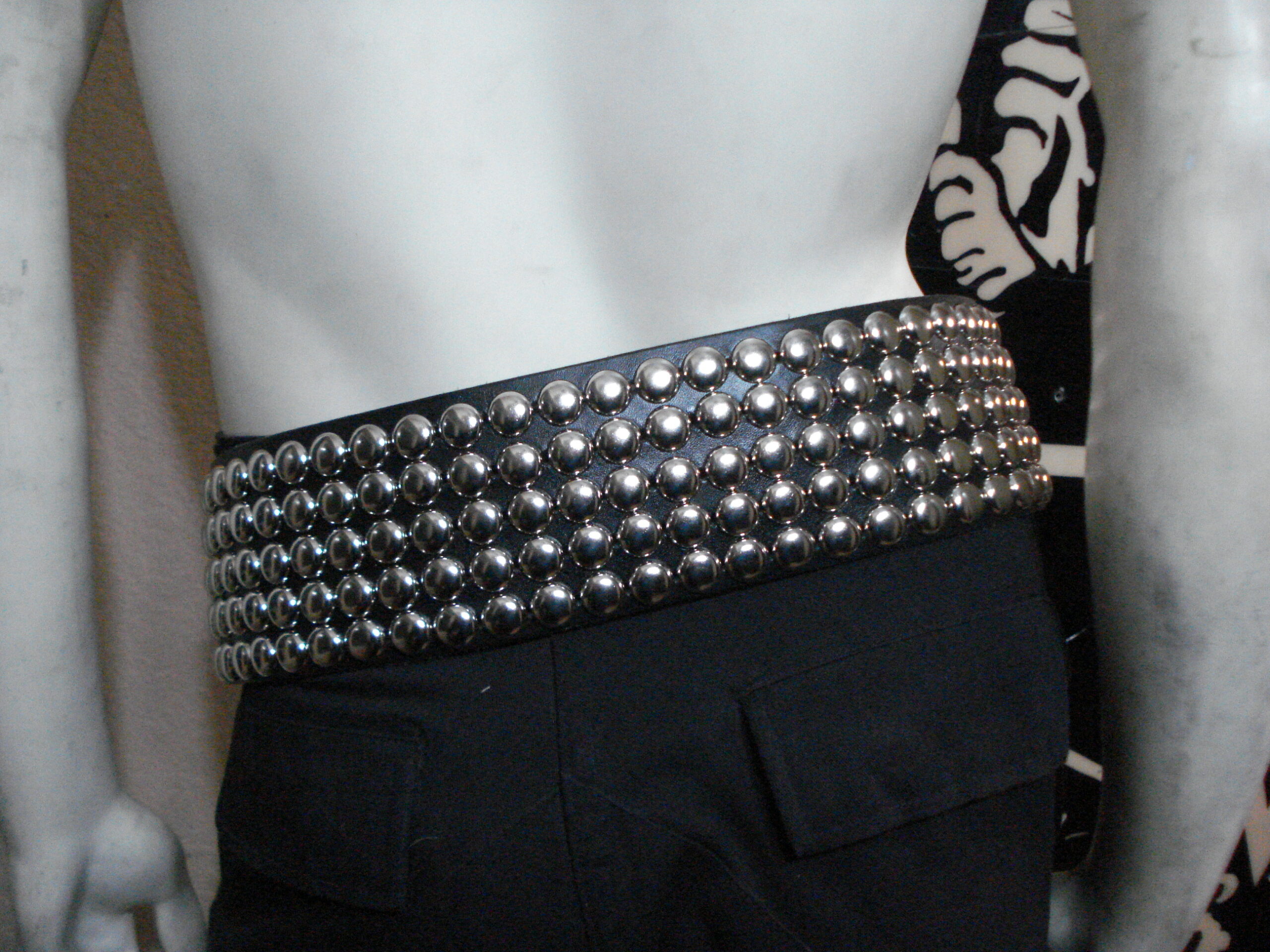 CARACH ANGREN LEATHER OLD SCHOOL DOME STUDDED BELT(MDLSB0339)