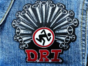 D.R.I...  Woven Patch  (crossover)  U.S.A  (2397)