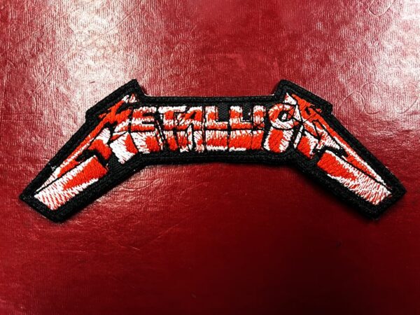 METALLICA...  Embroidered Patch  (thrash metal)   U.S.A   578