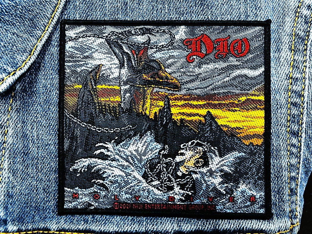DIO... Official Woven Patch (heavy metal) U.S.A (1744)