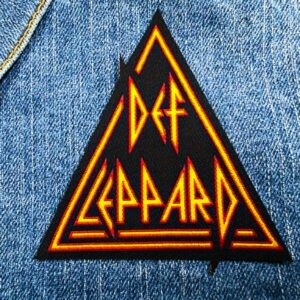 DEF LEPPARD...  Official Woven Patch (nwobhm)    U.K   (4085)