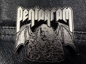 PENTAGRAM...  Metal Pin / Badge  (doom metal)  U.S.A    056