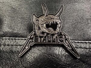METALLICA...  Metal Pin / Badge  (thrash metal)  U.S.A   610